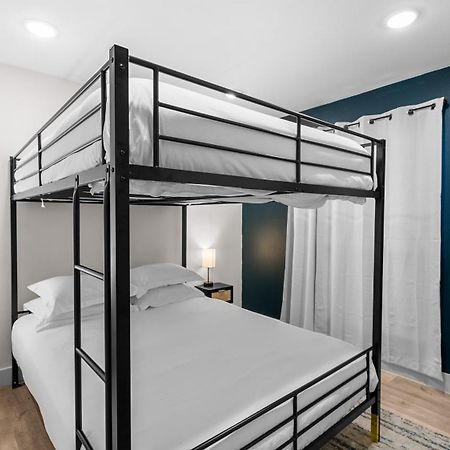 Stylish 2 Bed 1 Mile To Downtown Free Parking Villa Dallas Exterior photo